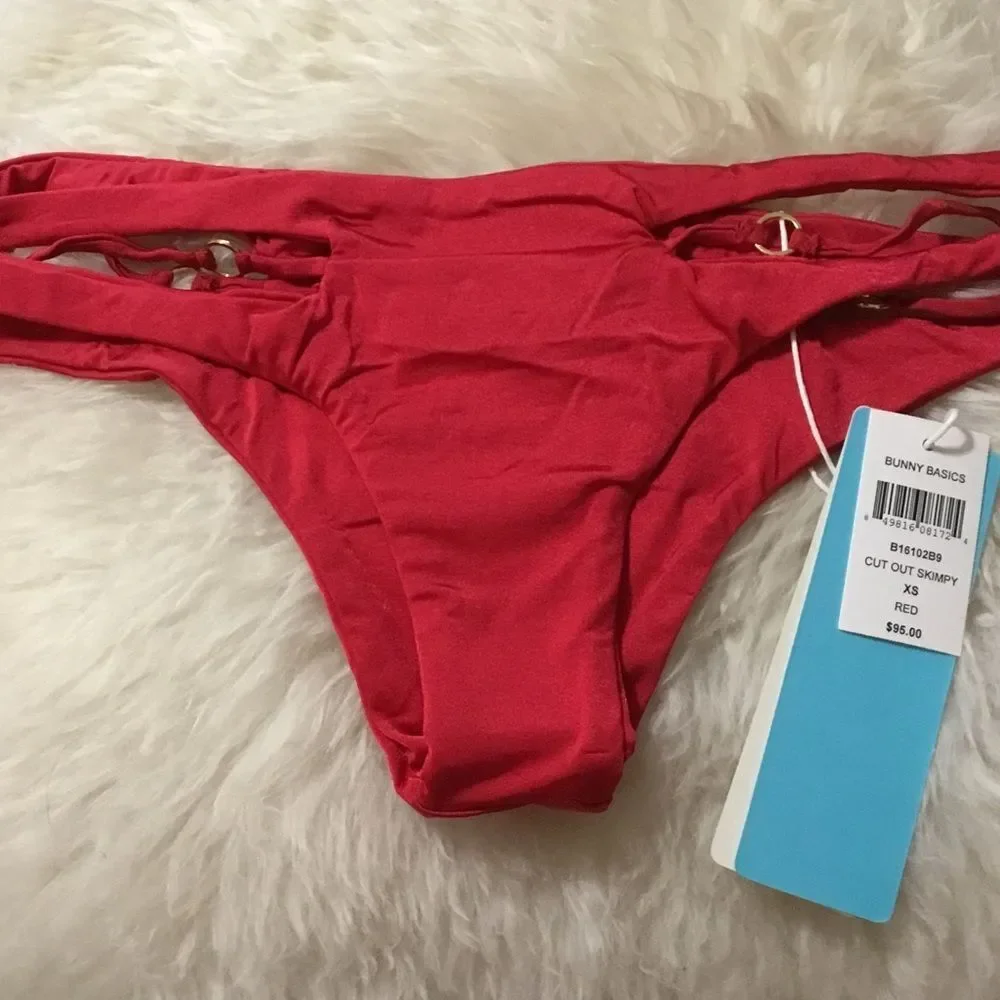 Beach Bunny Basics Cut Out Skimpy Bikini Bottom nwt - Picture 5 of 7